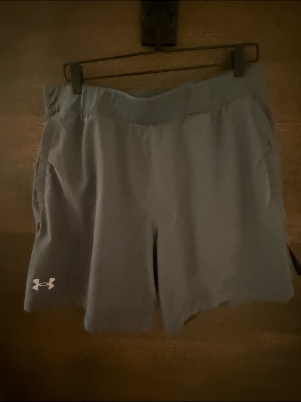 Under Armour Men’s Light Gray Athletic Shorts